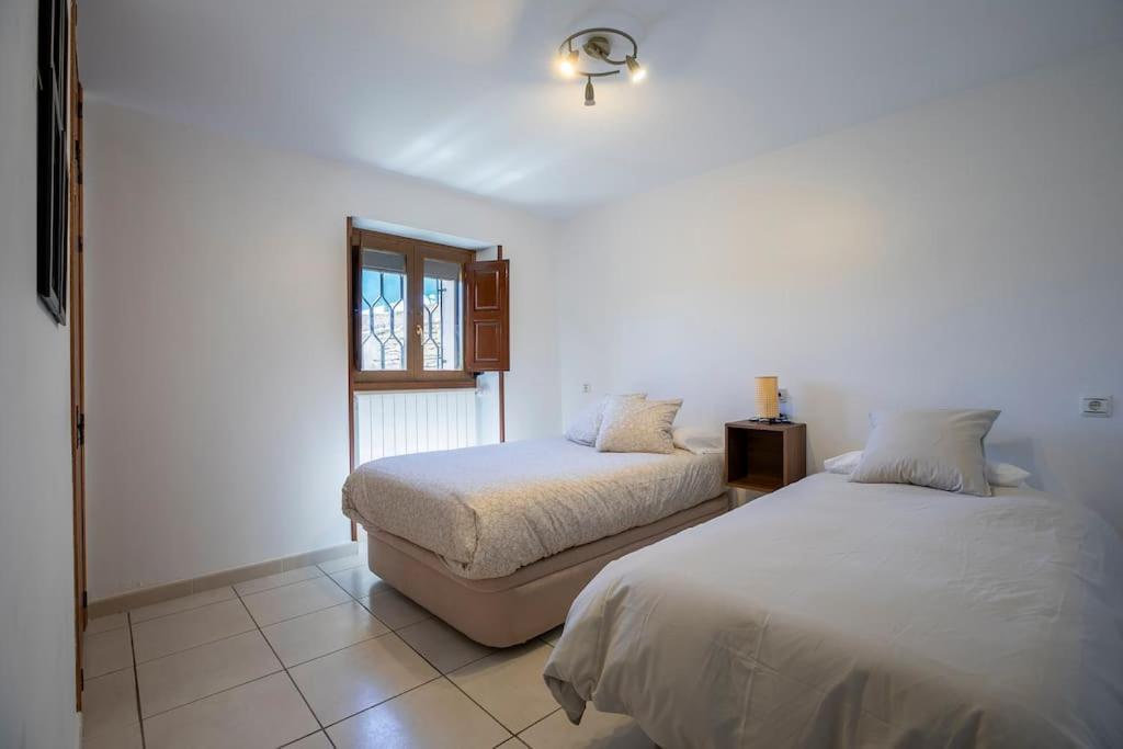 Casa Feli - Apartamento Con Jardin Privado En Los Pirineos Кастьєльйо-де-Хака Екстер'єр фото