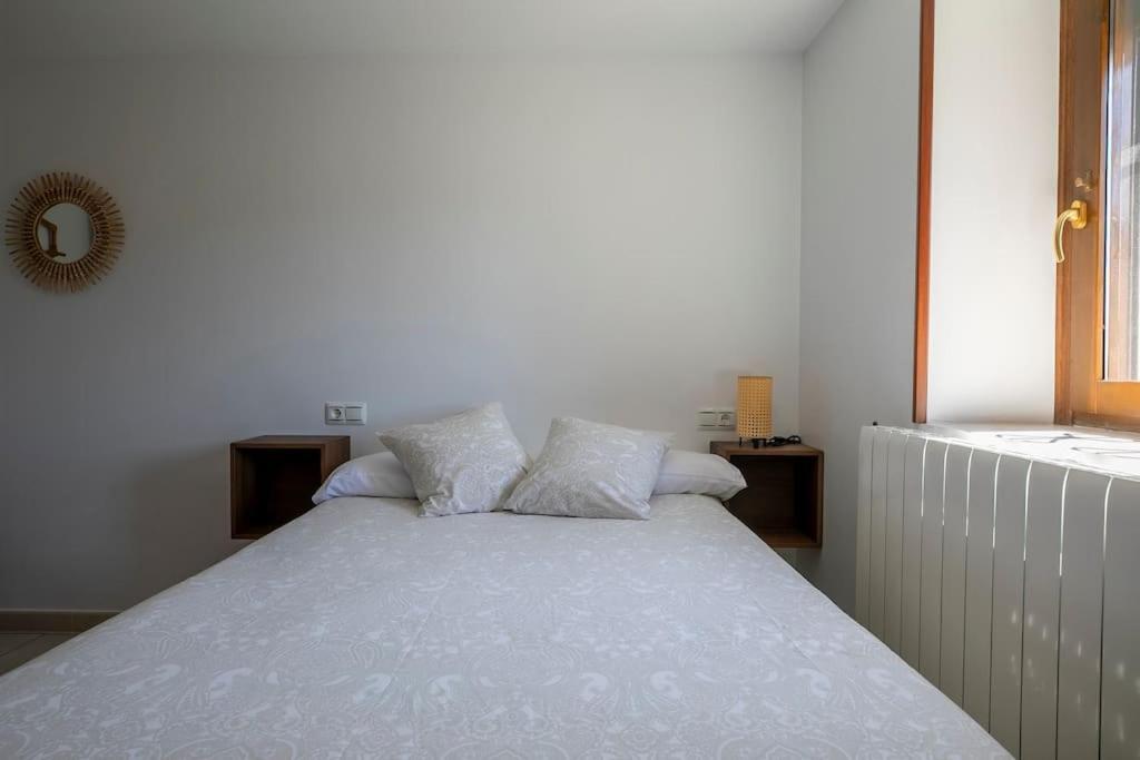 Casa Feli - Apartamento Con Jardin Privado En Los Pirineos Кастьєльйо-де-Хака Екстер'єр фото